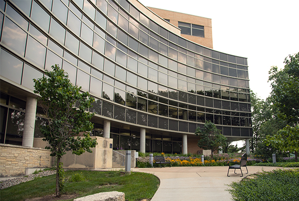 Medical Foundation Centennial Building exterior